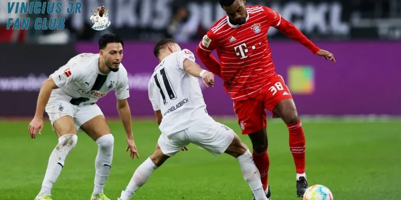 Phản công tốc độ trên sân