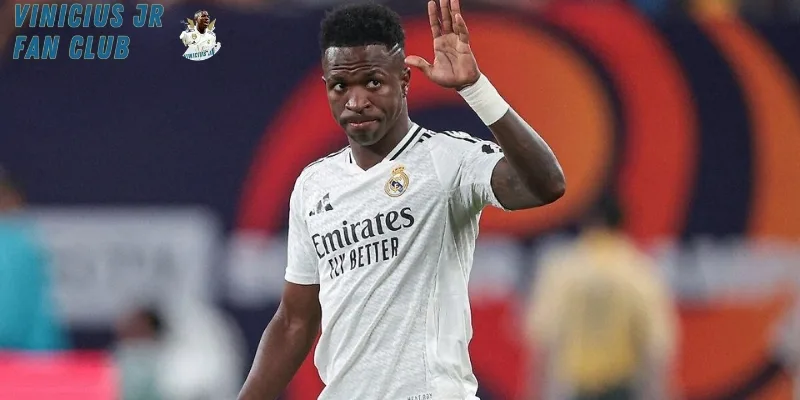Vinicius Jr Đá Cánh Trái Hay Phải